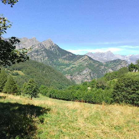 Agri-B&B Lou Col Canosio Esterno foto