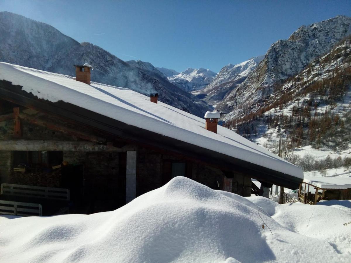 Agri-B&B Lou Col Canosio Esterno foto