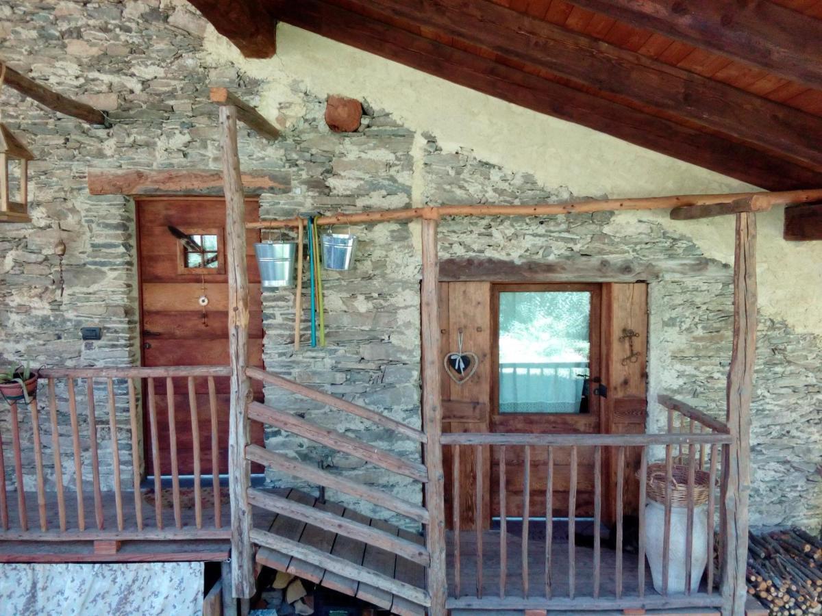 Agri-B&B Lou Col Canosio Esterno foto