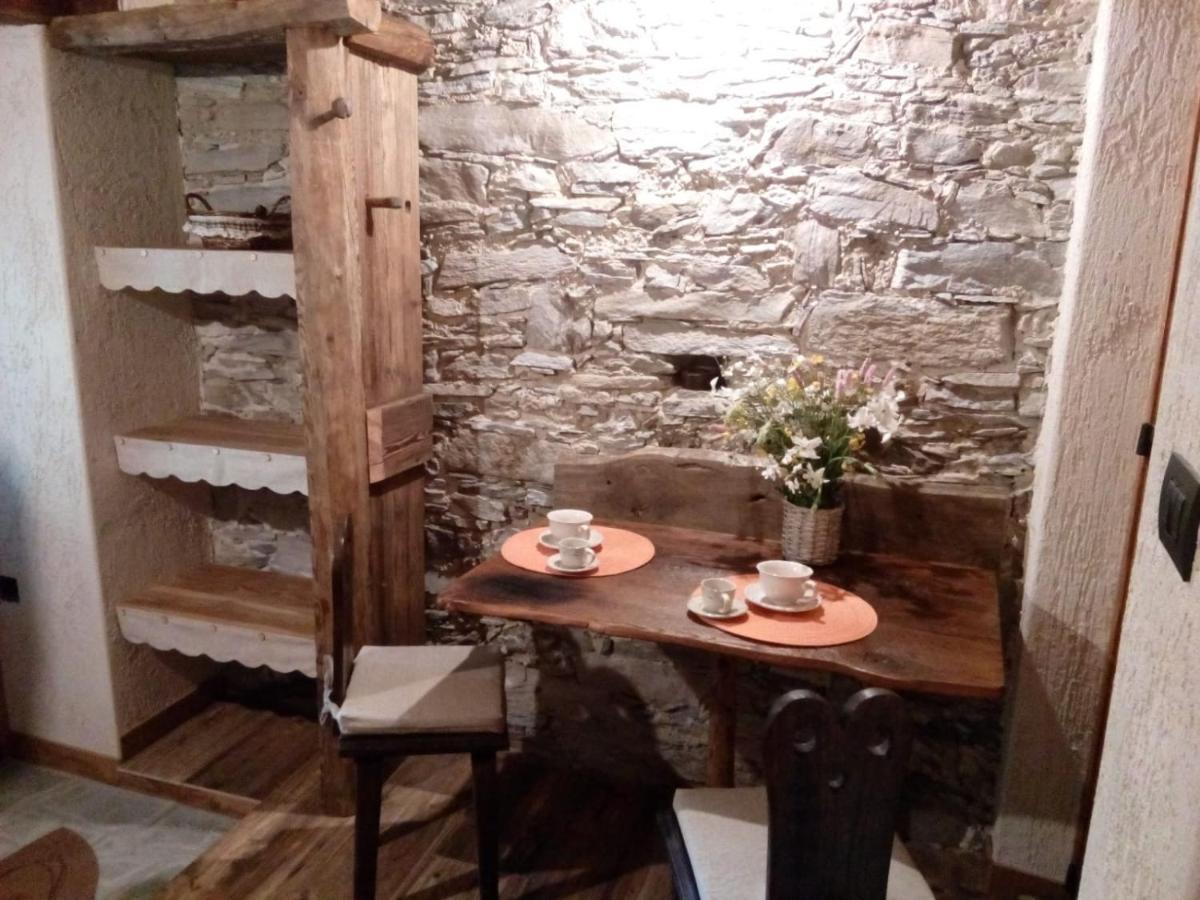 Agri-B&B Lou Col Canosio Esterno foto