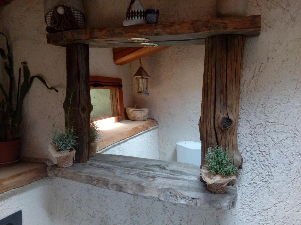 Agri-B&B Lou Col Canosio Esterno foto