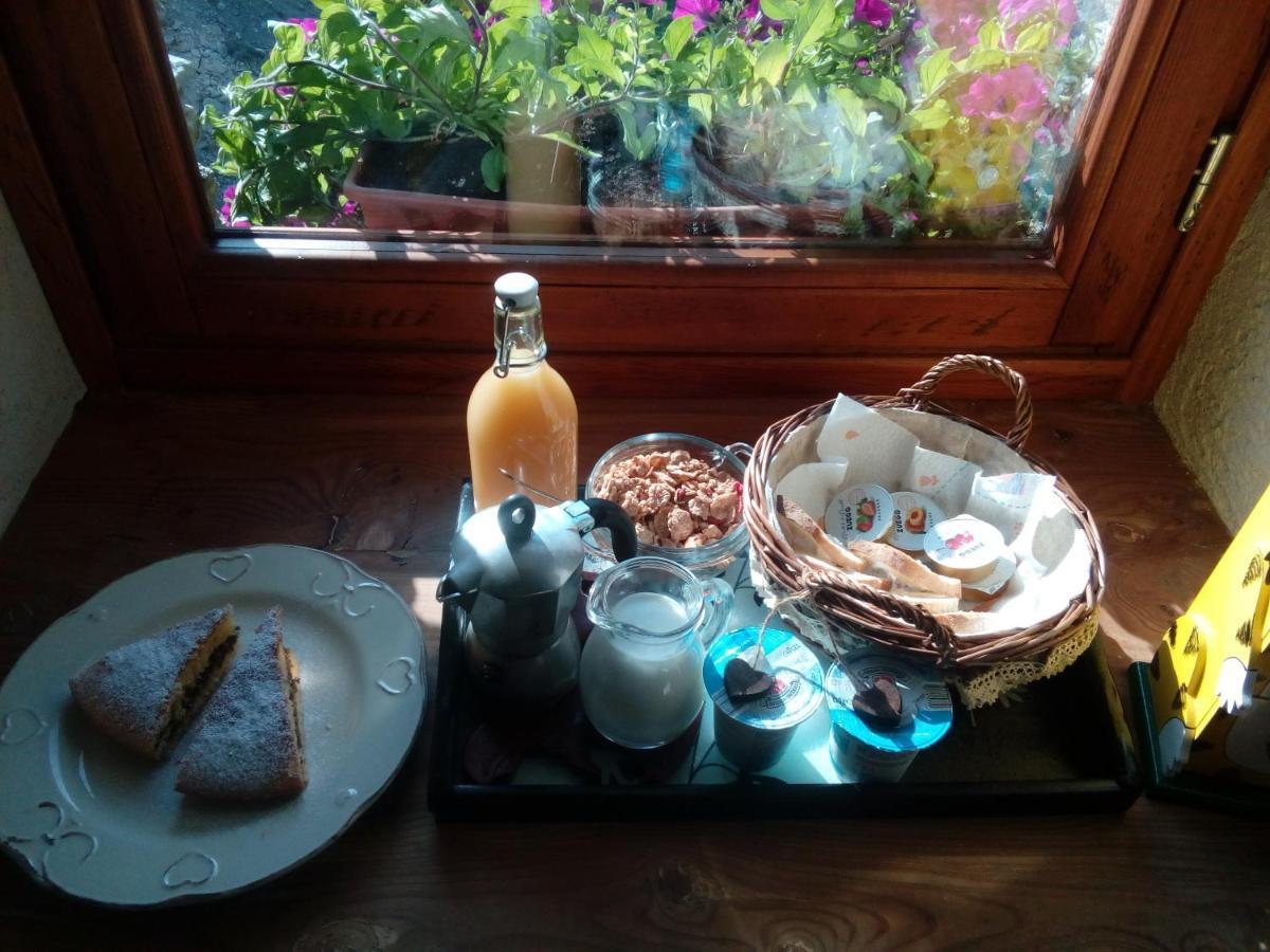 Agri-B&B Lou Col Canosio Esterno foto