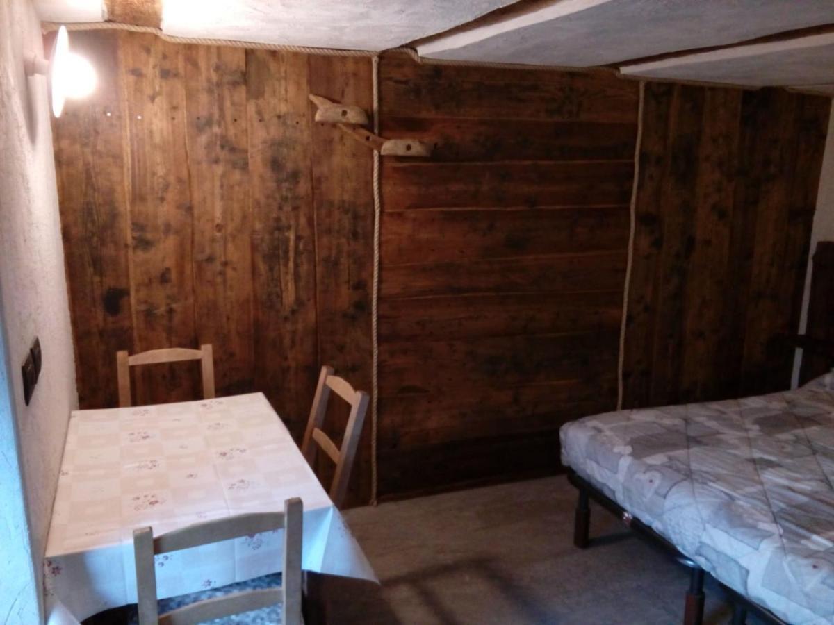Agri-B&B Lou Col Canosio Esterno foto