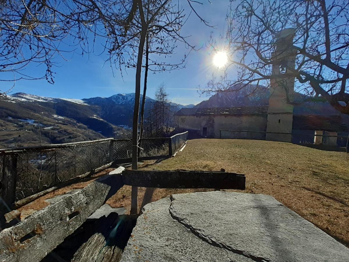 Agri-B&B Lou Col Canosio Esterno foto