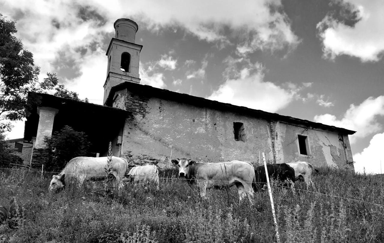 Agri-B&B Lou Col Canosio Esterno foto